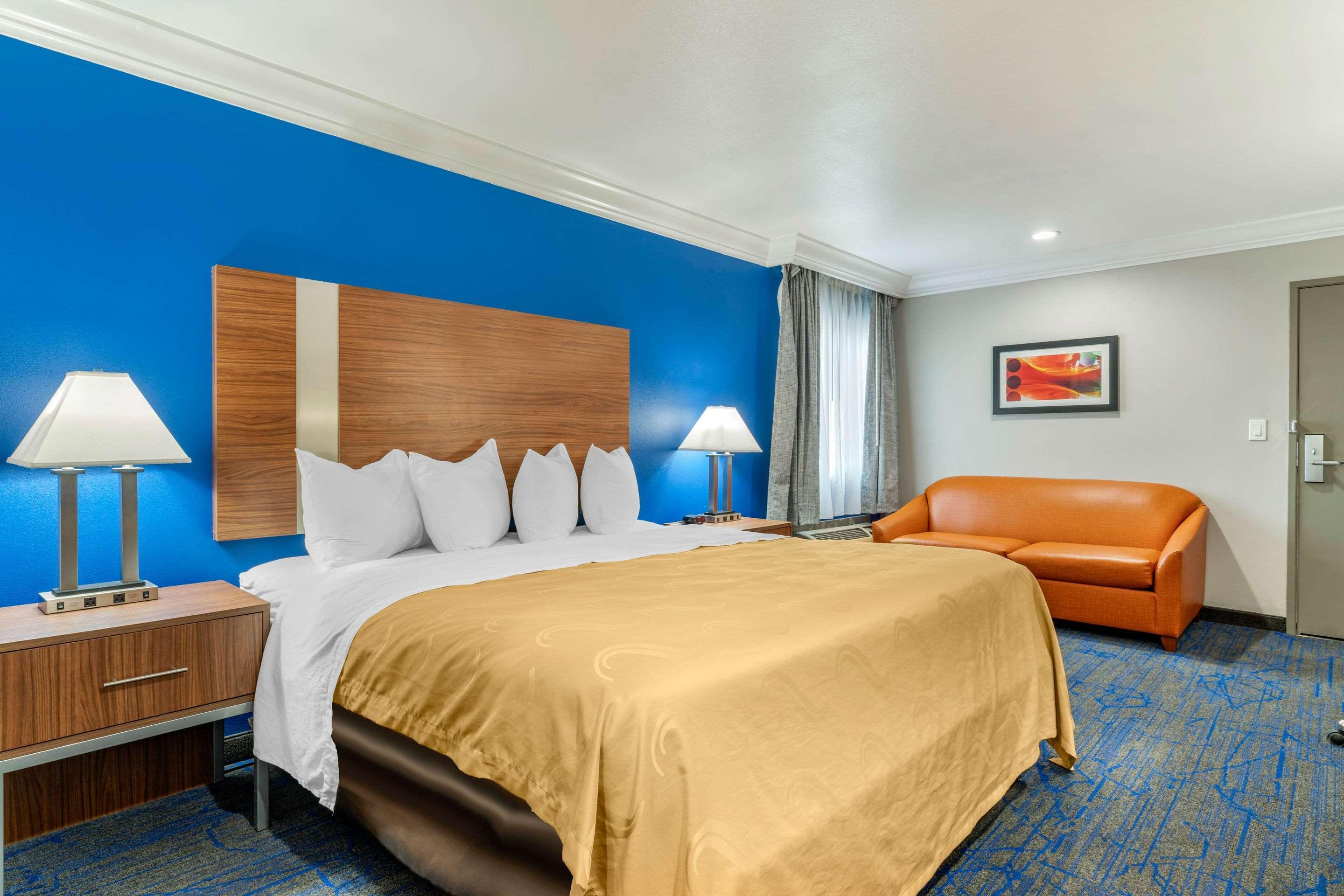 Quality Inn & Suites Vacaville Εξωτερικό φωτογραφία