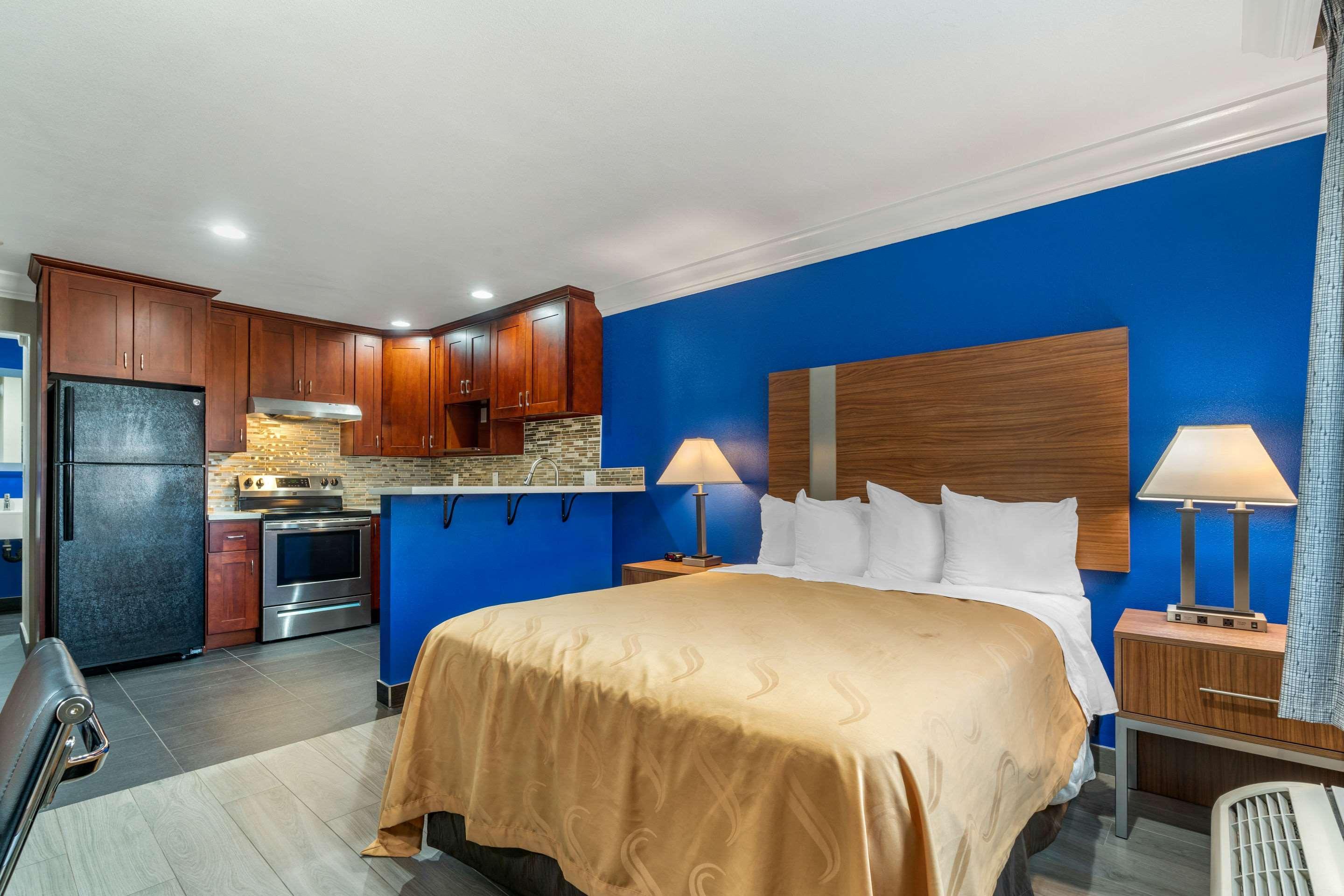Quality Inn & Suites Vacaville Εξωτερικό φωτογραφία