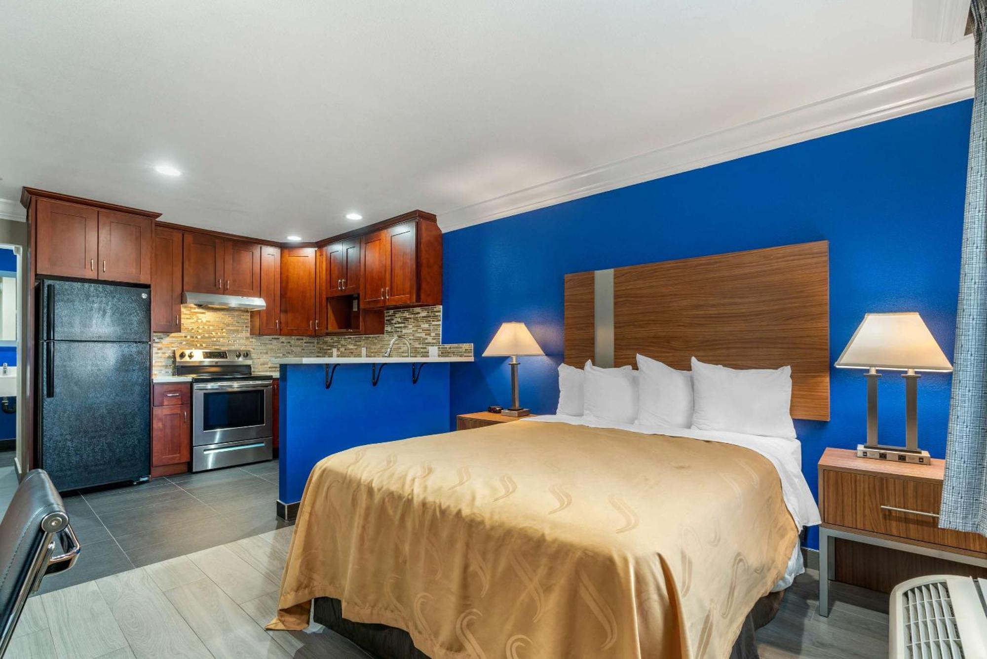 Quality Inn & Suites Vacaville Εξωτερικό φωτογραφία