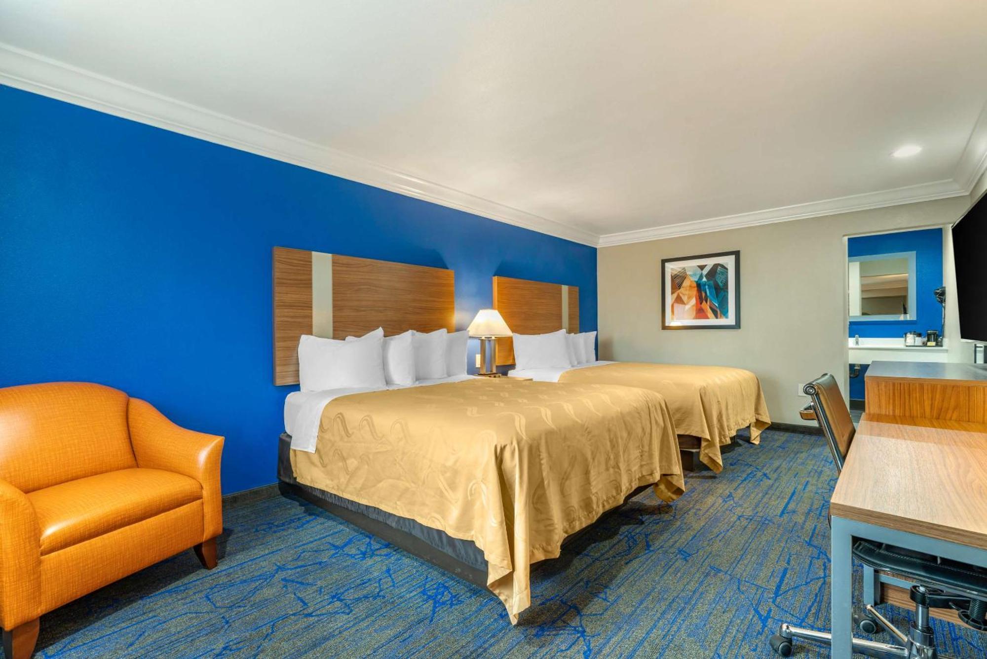 Quality Inn & Suites Vacaville Εξωτερικό φωτογραφία
